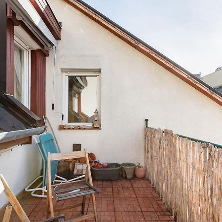 Relax Into Loft Living At A Light-Filled City Escape Budapest Esterno foto