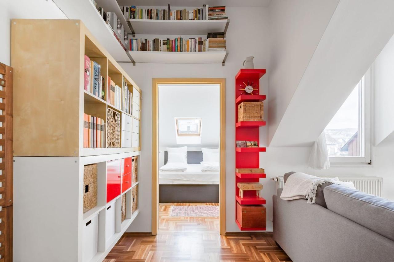 Relax Into Loft Living At A Light-Filled City Escape Budapest Esterno foto